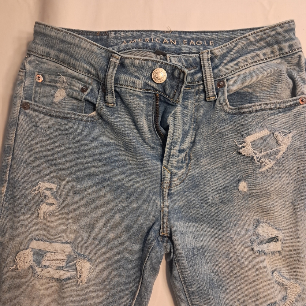 American Eagle Outfitters Light Blue Airflex Jeans 28-30